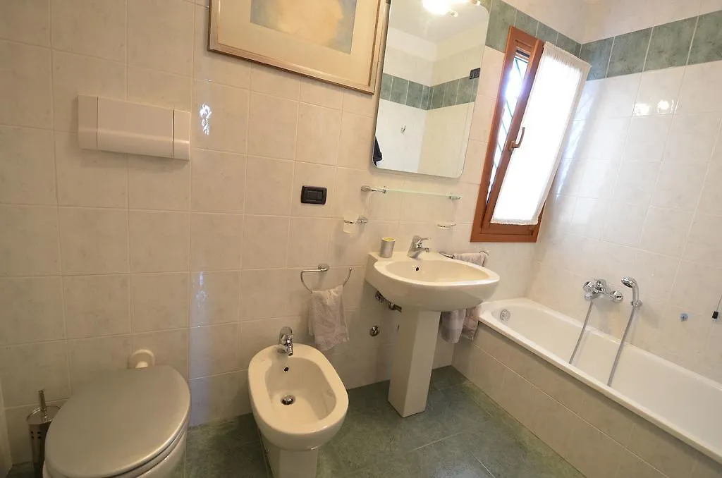 Apartment Private Park-15Mindowntown, 4 Pax, Aircond