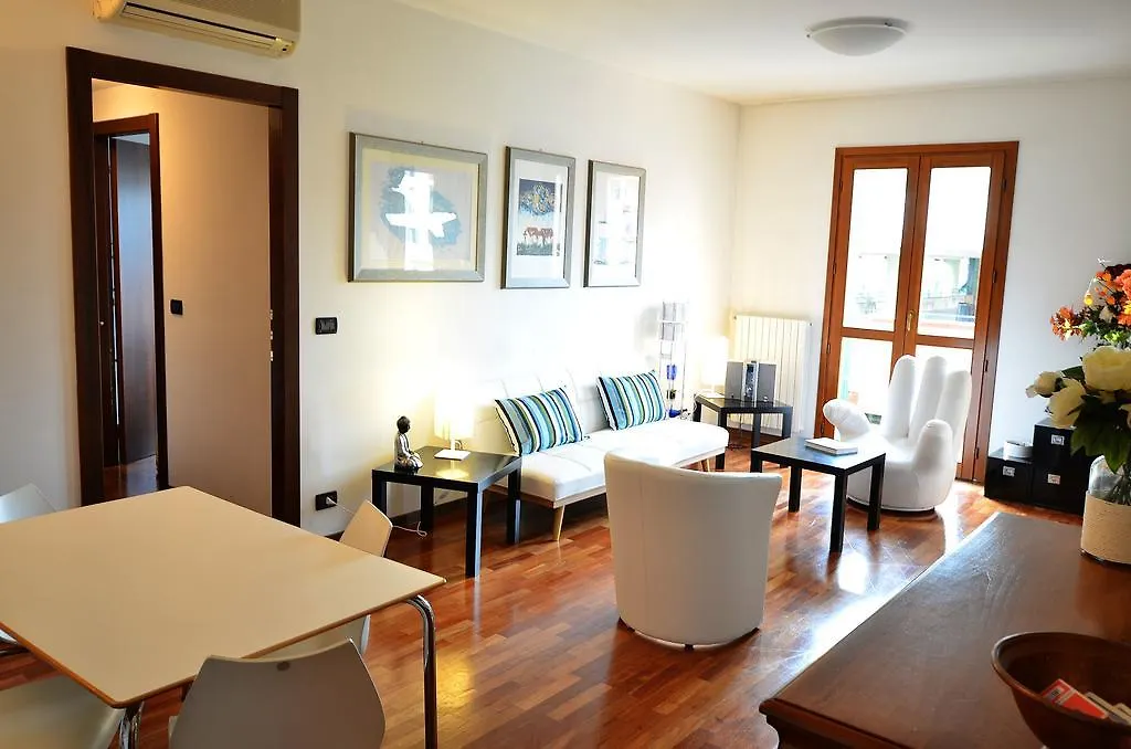 Private Park-15Mindowntown, 4 Pax, Aircond Appartamento